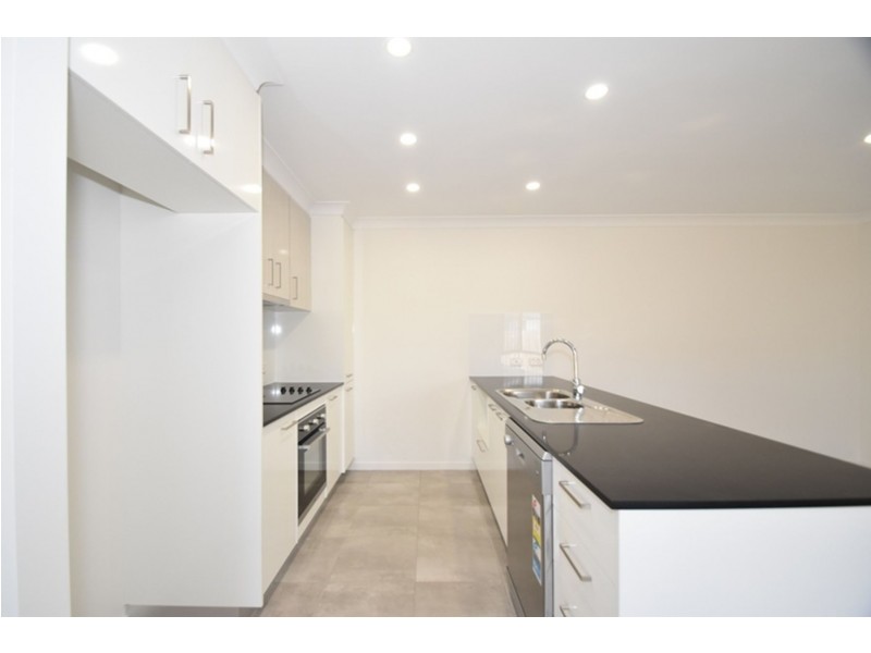 1/7 Magpie Drive, Cambooya QLD 4358