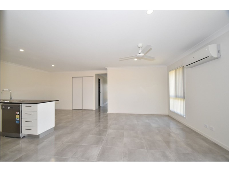 1/7 Magpie Drive, Cambooya QLD 4358