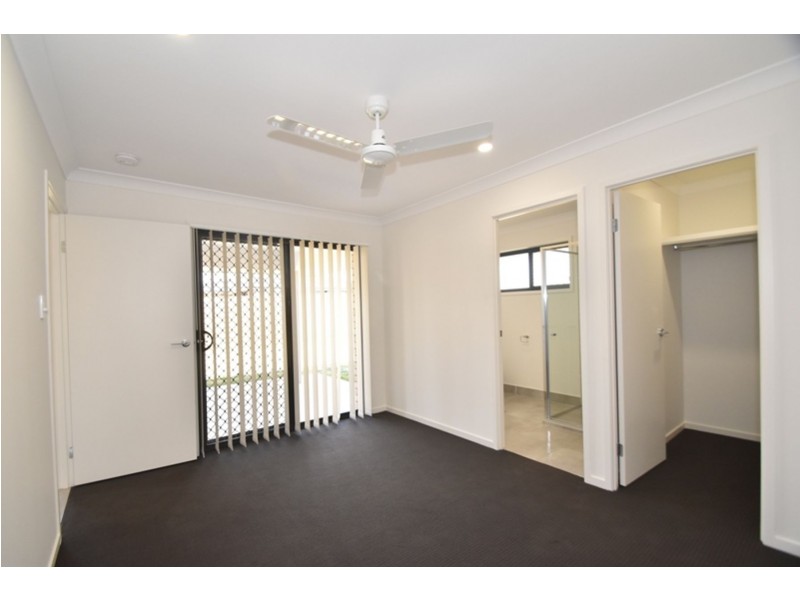 1/7 Magpie Drive, Cambooya QLD 4358