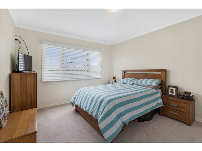 27 Free Street, Nobby QLD 4360