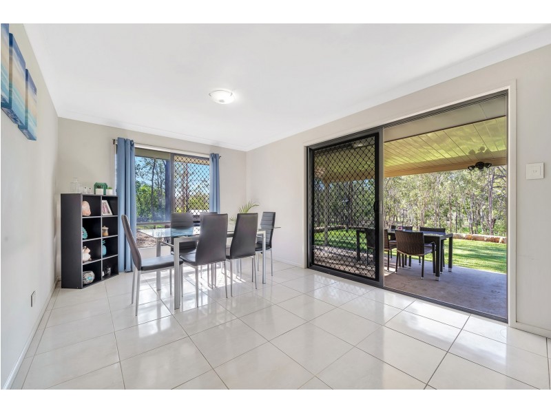 18 Mary Drive, Murphys Creek QLD 4352