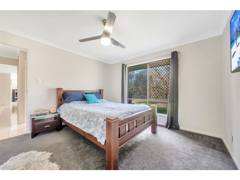 18 Mary Drive, Murphys Creek QLD 4352