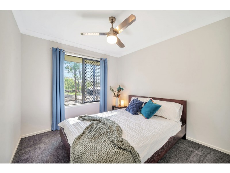 18 Mary Drive, Murphys Creek QLD 4352