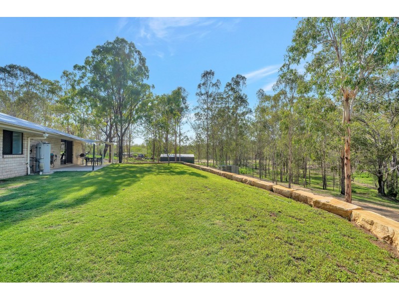 18 Mary Drive, Murphys Creek QLD 4352
