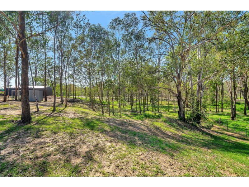 18 Mary Drive, Murphys Creek QLD 4352