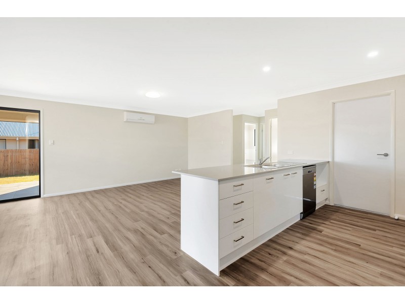 67 Magpie Drive, Cambooya QLD 4358