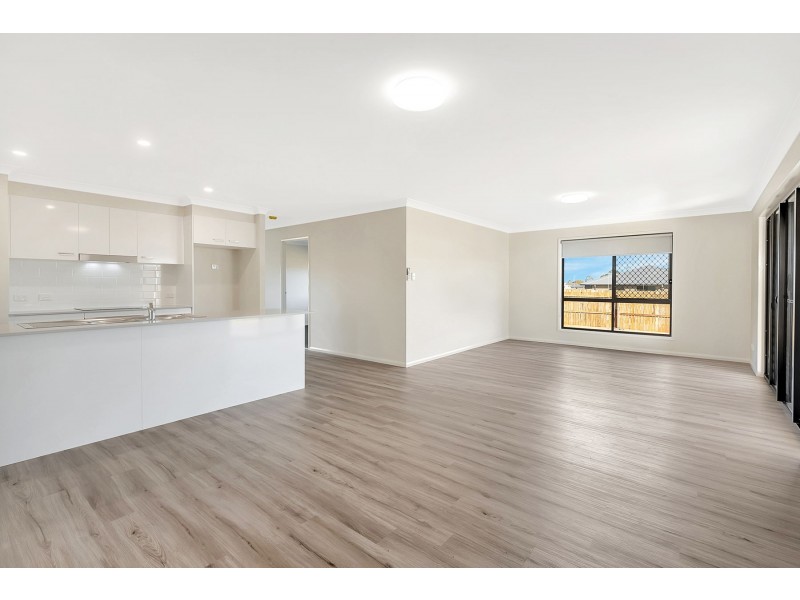 67 Magpie Drive, Cambooya QLD 4358