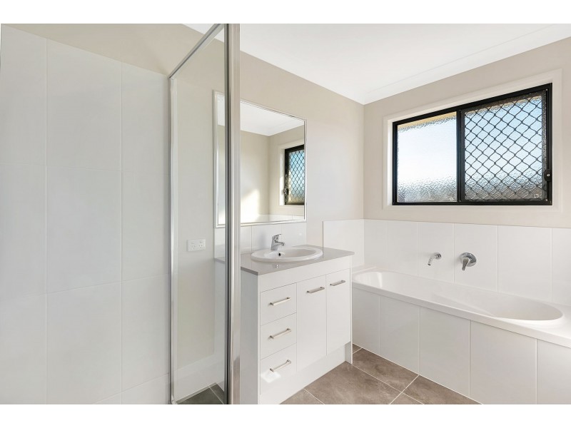 67 Magpie Drive, Cambooya QLD 4358