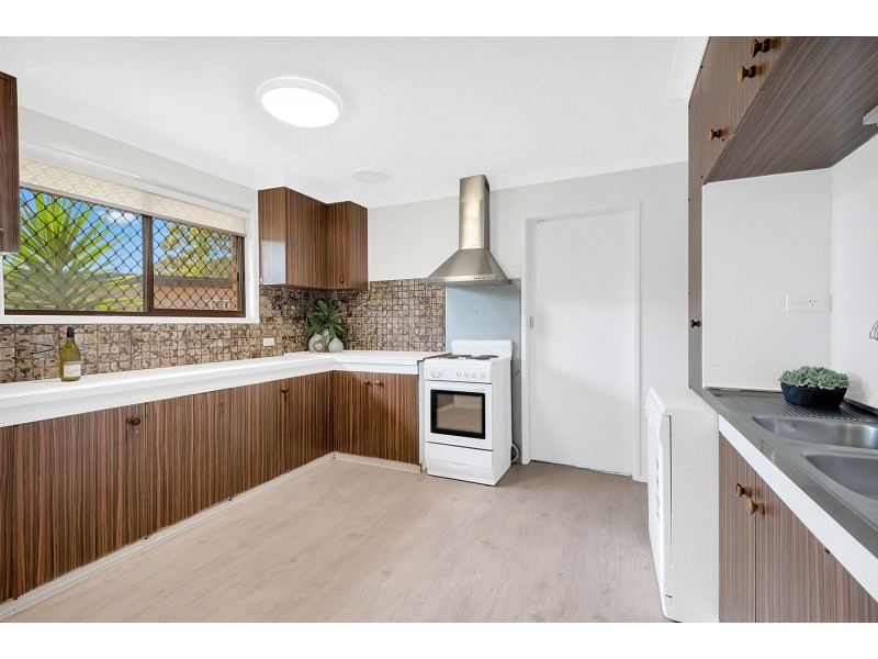 6 Bow Court, Darling Heights QLD 4350