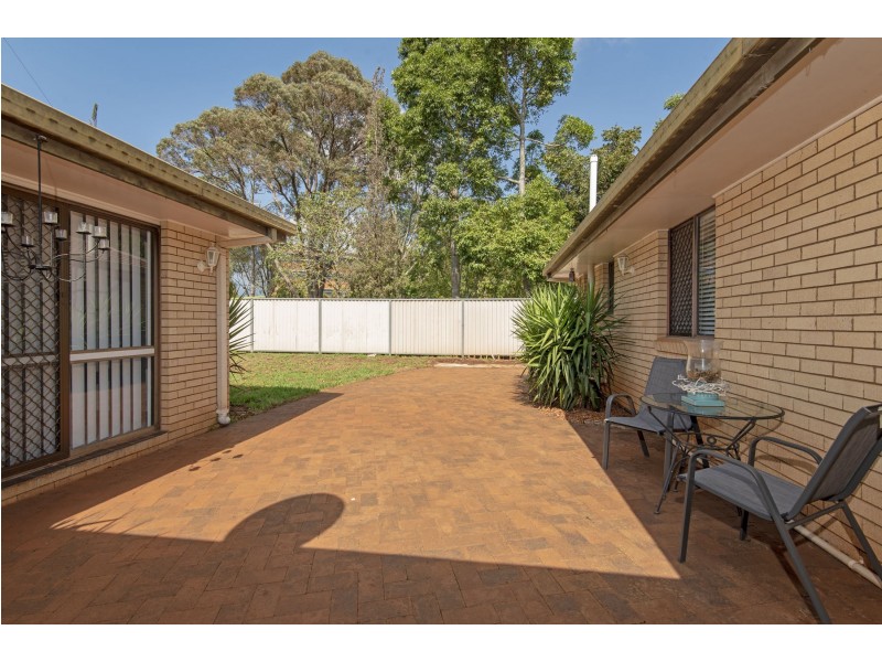 6 Bow Court, Darling Heights QLD 4350