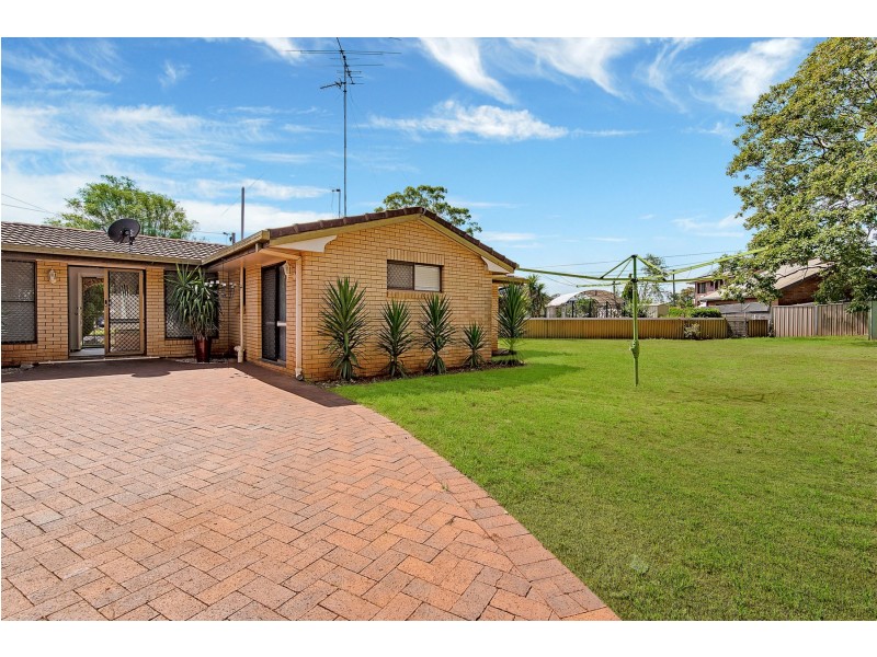 6 Bow Court, Darling Heights QLD 4350