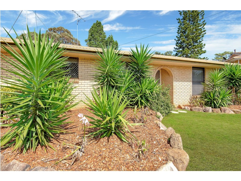 6 Bow Court, Darling Heights QLD 4350