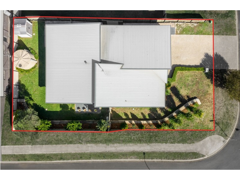 16 Moorina Drive, Harristown QLD 4350