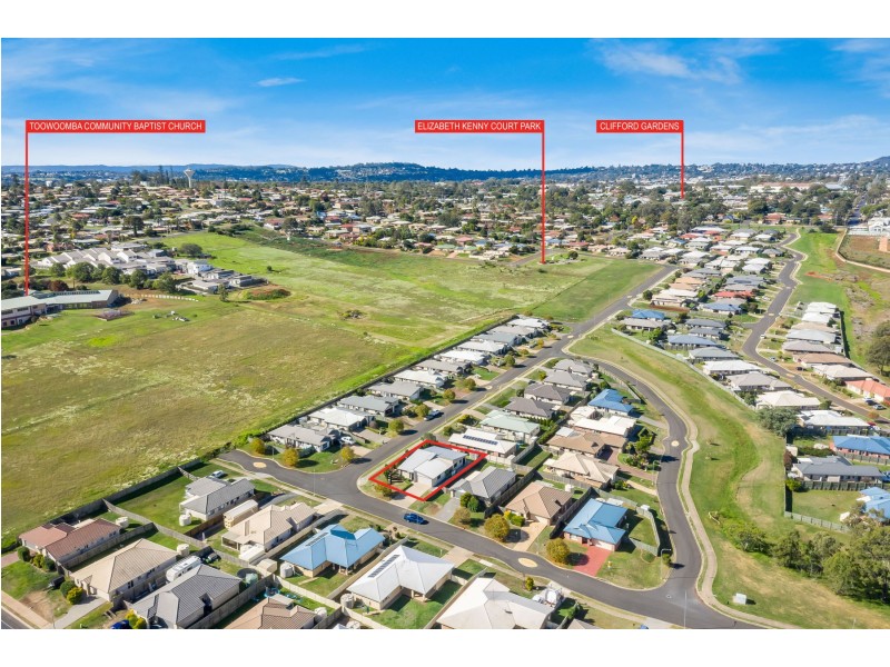 16 Moorina Drive, Harristown QLD 4350