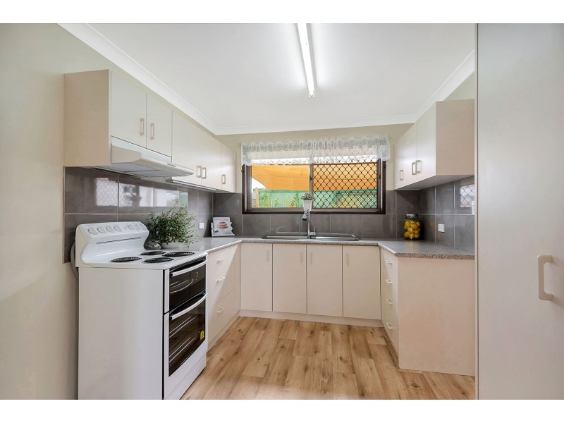 1A Challenor Street, Rockville QLD 4350