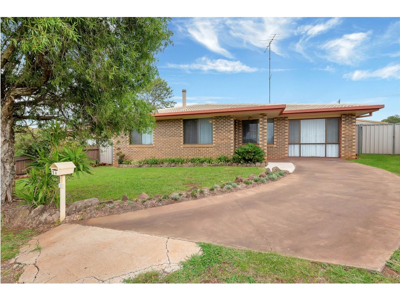 1A Challenor Street, Rockville QLD 4350