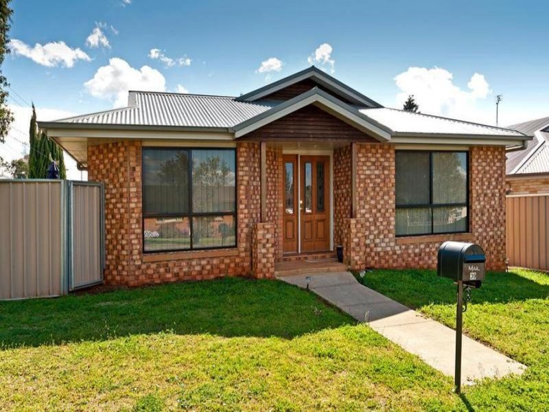 39 Cathro Street, Rockville QLD 4350