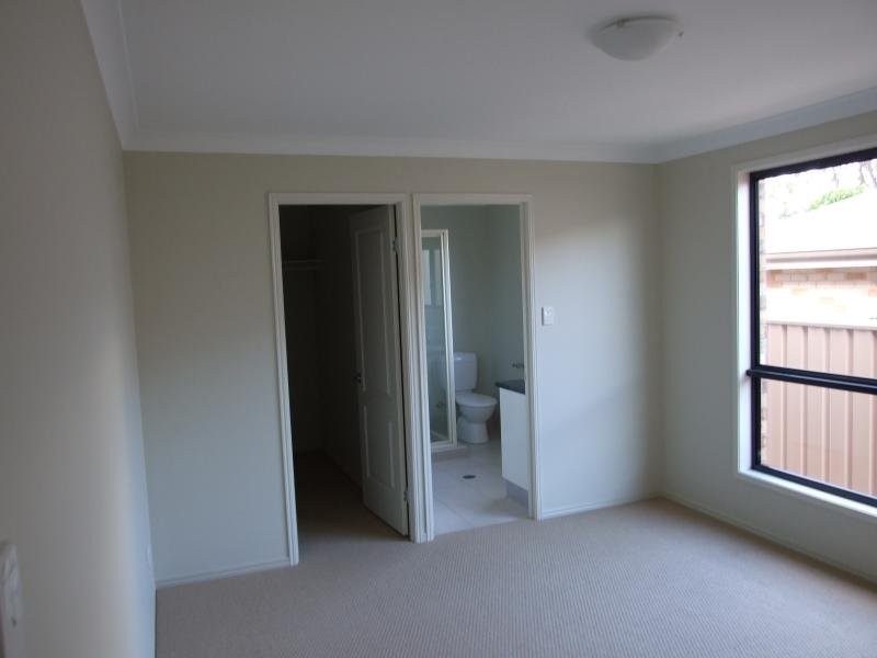 39 Cathro Street, Rockville QLD 4350