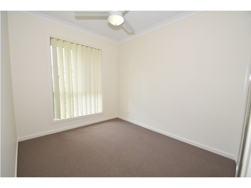 6 Westview Drive, Mount Kynoch QLD 4350