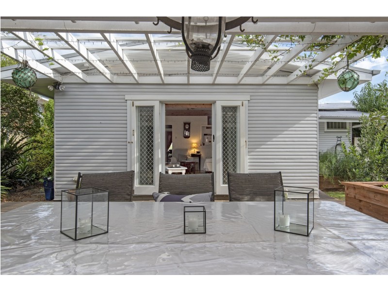 17 Abelia Street, Harlaxton QLD 4350