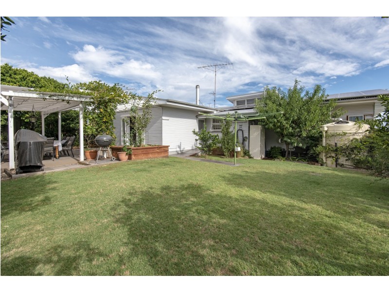 17 Abelia Street, Harlaxton QLD 4350