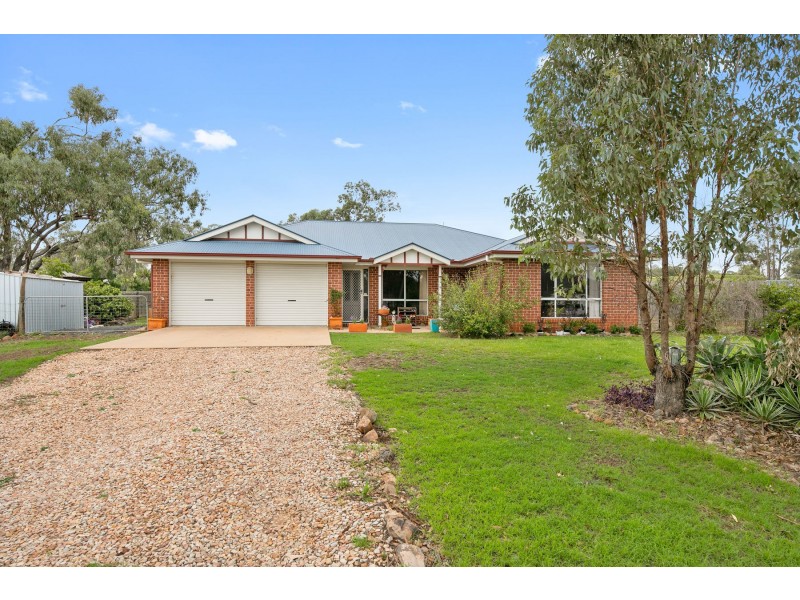 12 Kookaburra Court, Meringandan West QLD 4352
