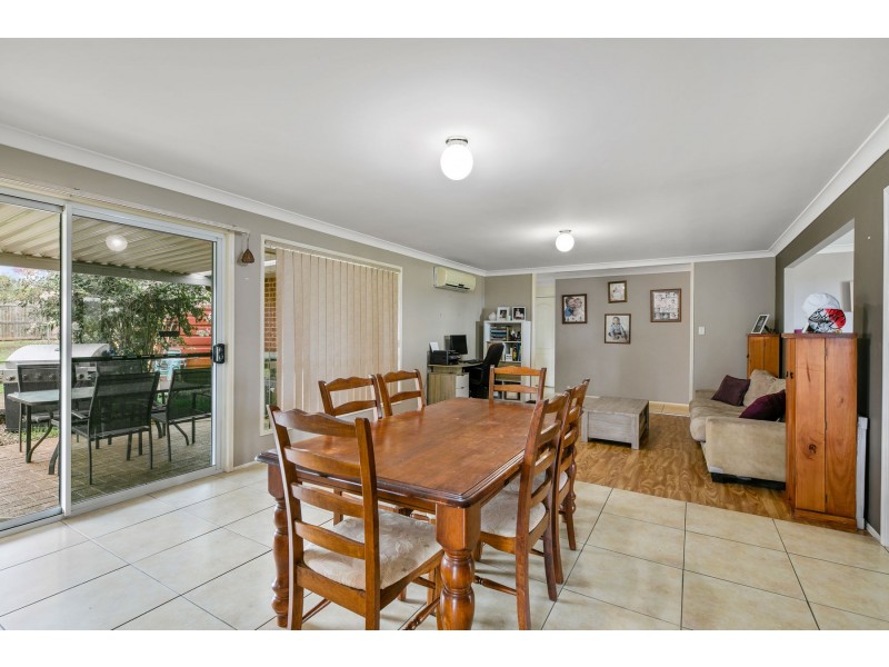 12 Kookaburra Court, Meringandan West QLD 4352