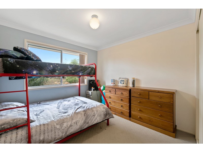 12 Kookaburra Court, Meringandan West QLD 4352