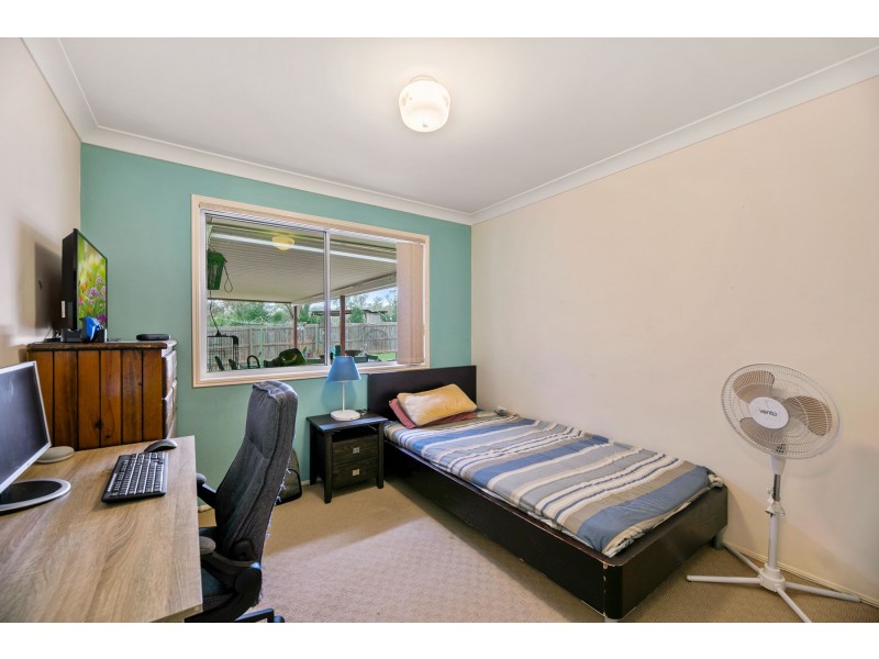 12 Kookaburra Court, Meringandan West QLD 4352