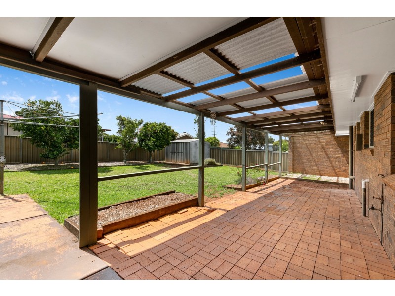 72 Jennifer Crescent, Darling Heights QLD 4350