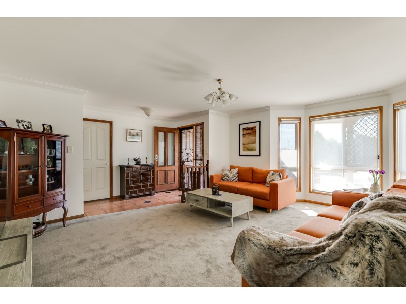 20 Salisbury Street, Darling Heights QLD 4350