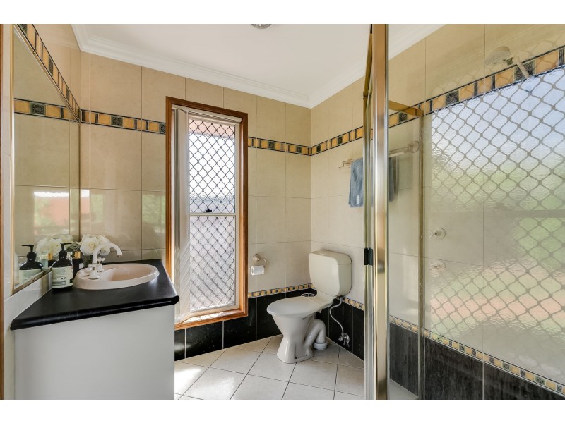 20 Salisbury Street, Darling Heights QLD 4350