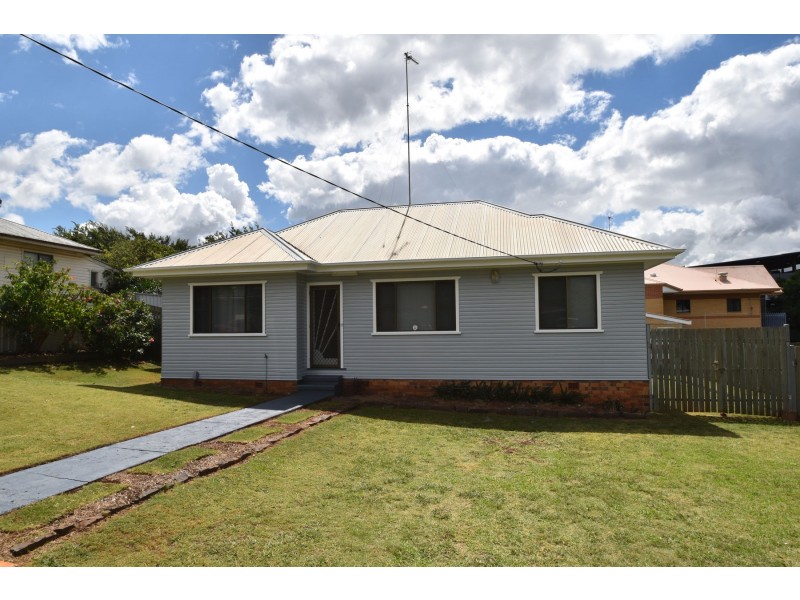 21 Joyce Street, South Toowoomba QLD 4350