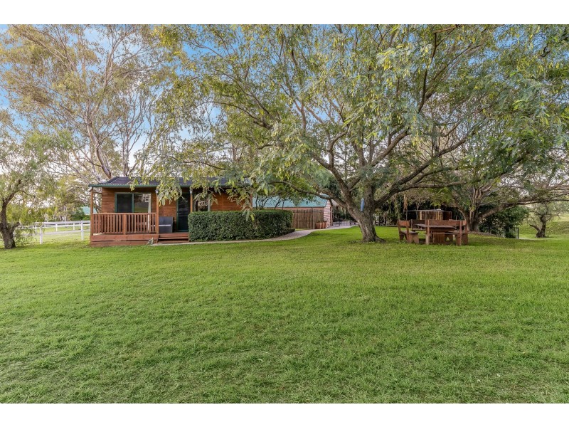 5 Waldron Road, Hatton Vale QLD 4341