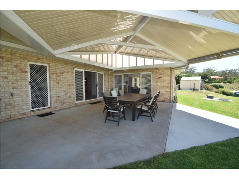42 Panoramic Drive, Preston QLD 4352