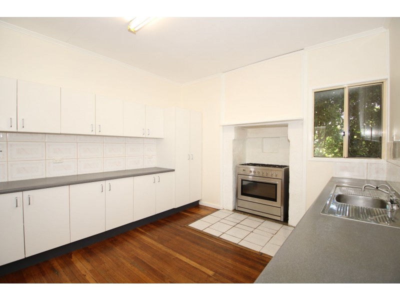 22 Cavell Street, East Toowoomba QLD 4350