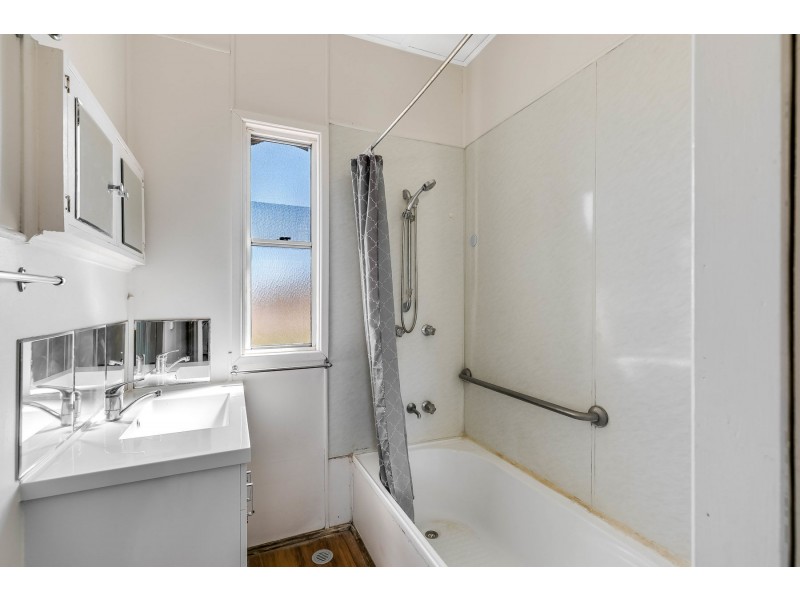 74 Palmer Road, Greenmount East QLD 4359