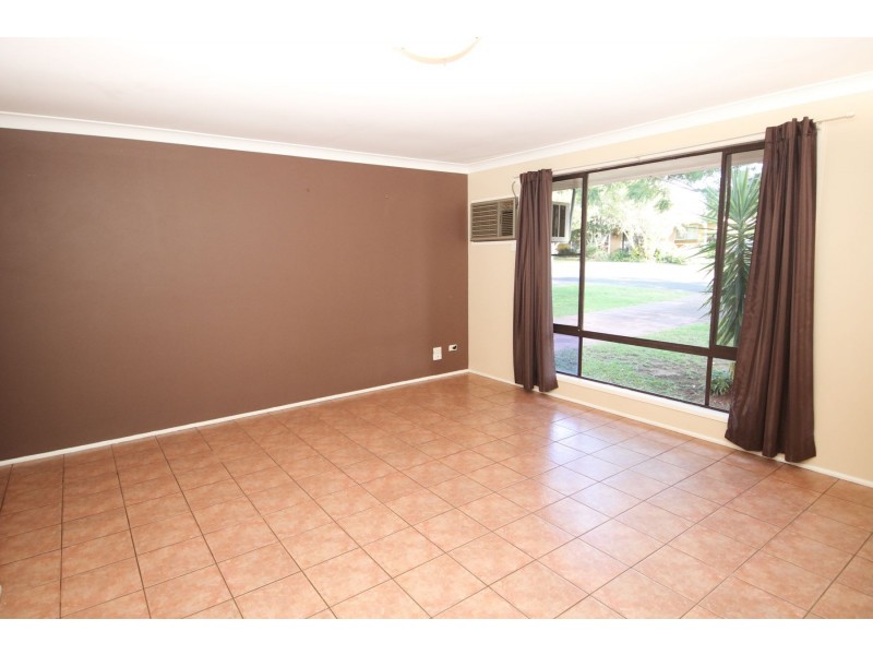 41 Jennifer Crescent, Darling Heights QLD 4350