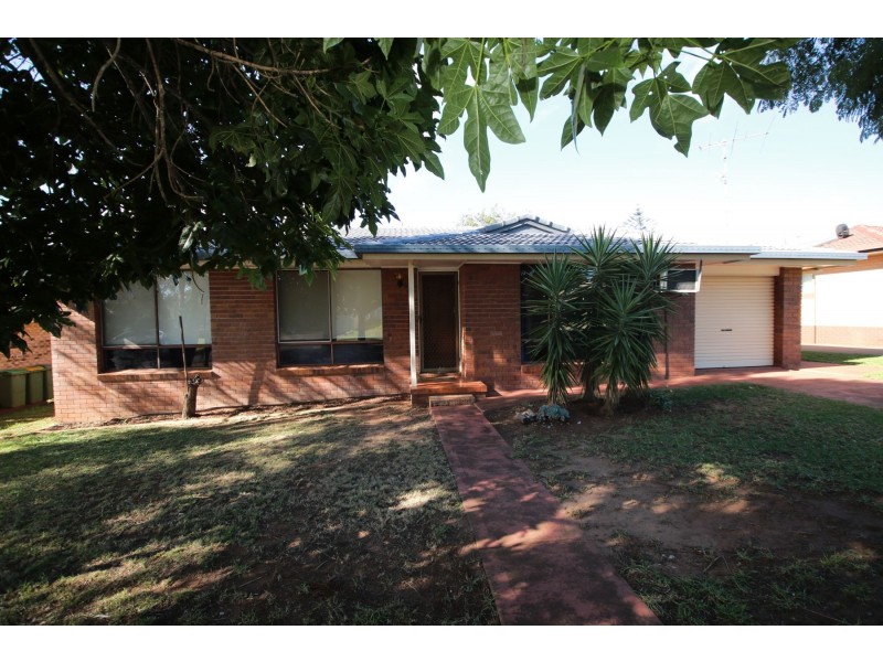41 Jennifer Crescent, Darling Heights QLD 4350