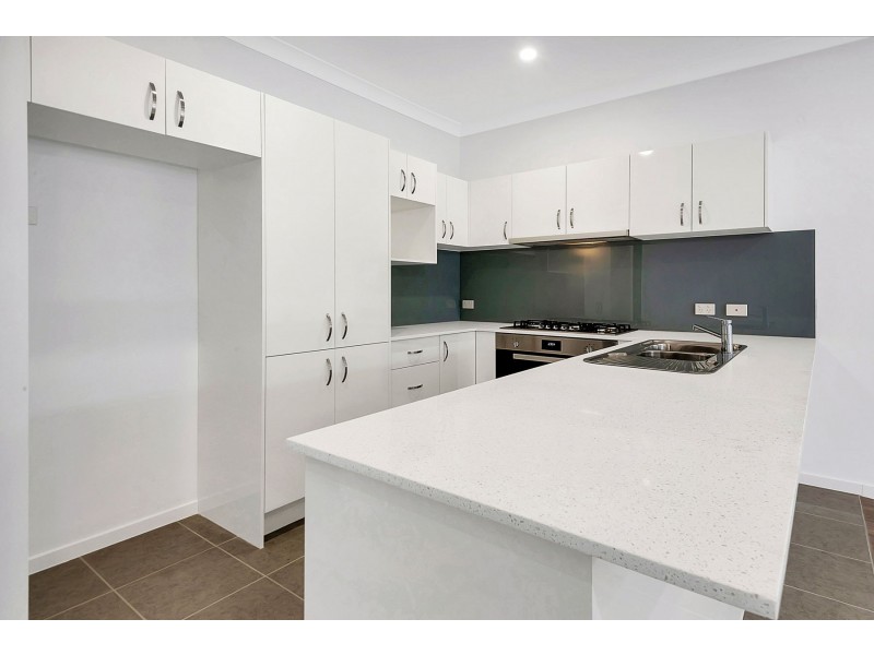 40 Taragon Street, Glenvale QLD 4350