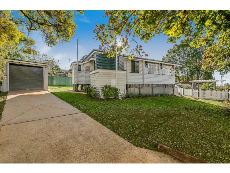 2B Cumming Street, North Toowoomba QLD 4350
