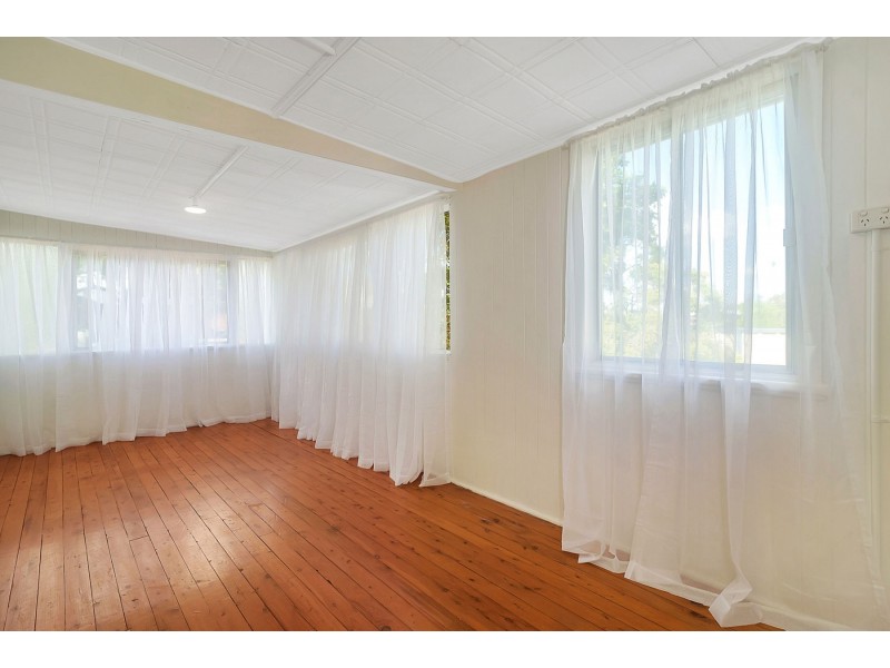 22 Glenvale Road, Harristown QLD 4350