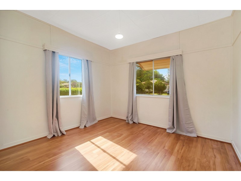 22 Glenvale Road, Harristown QLD 4350