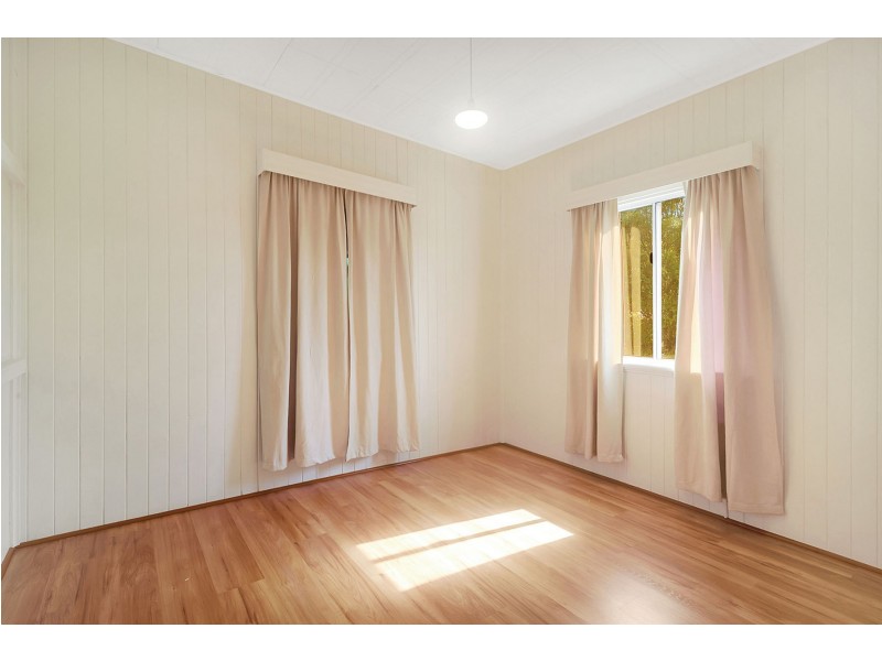 22 Glenvale Road, Harristown QLD 4350