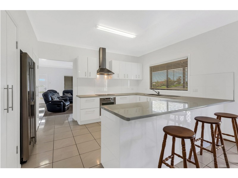 1 Butler Street, Greenmount QLD 4359