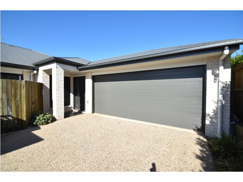 2/412A Mackenzie Street, Middle Ridge QLD 4350