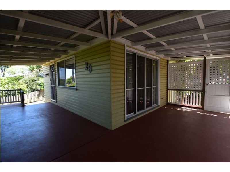 29 Alford Street, Mount Lofty QLD 4350