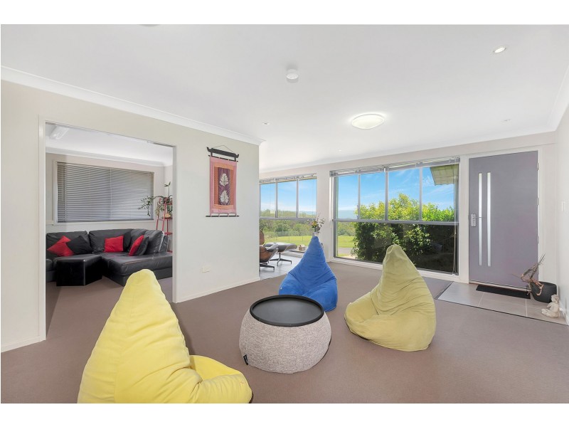 41 Martini Street, Mount Lofty QLD 4350