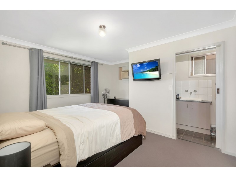 41 Martini Street, Mount Lofty QLD 4350