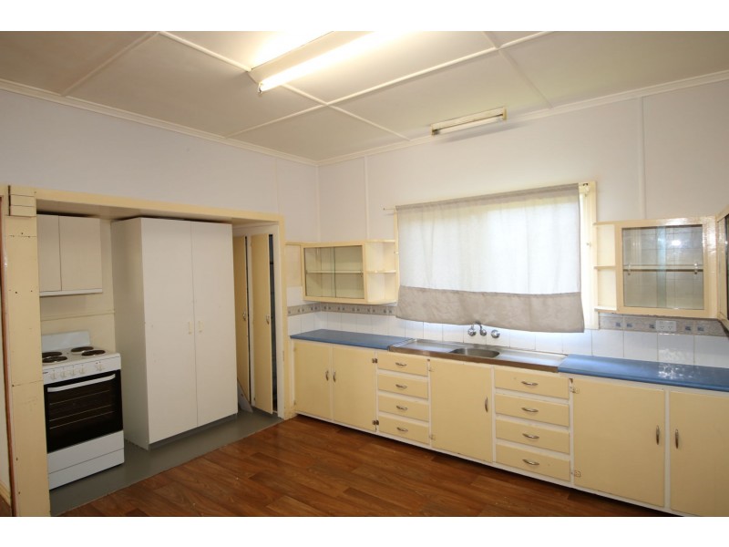 35 Joyce Street, South Toowoomba QLD 4350